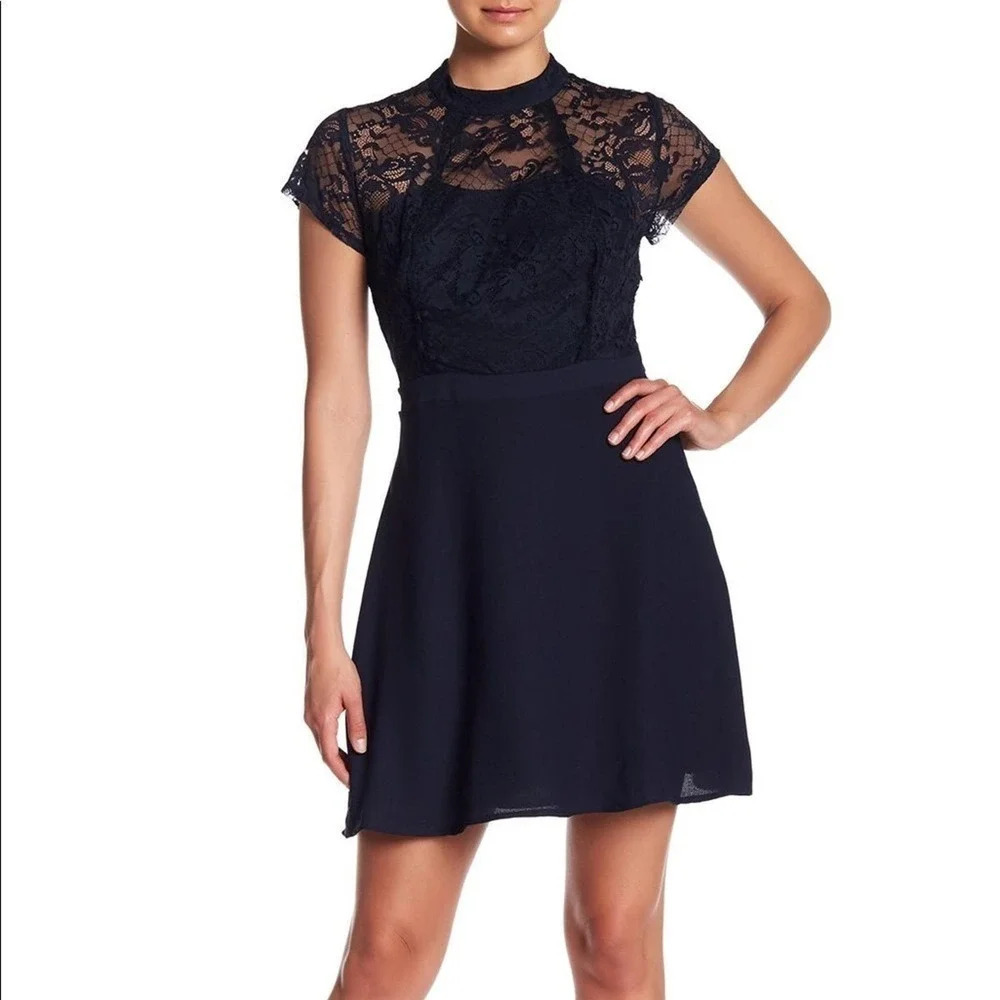 19 Cooper Lace Eyelet Mock Neck Dress NWT M UO v6x